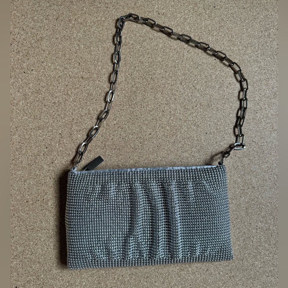 Le Chateau Silver Chainmail Evening Bag - Picture 2 of 6